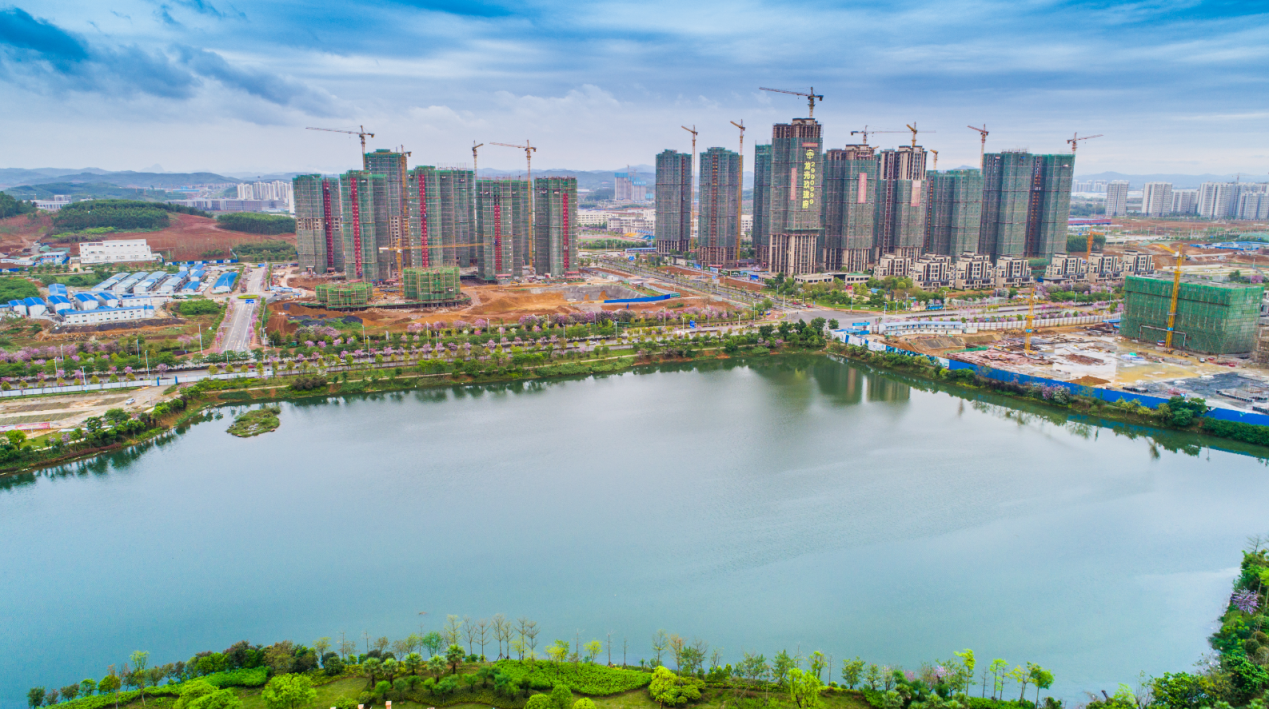 柳州市神龍門業(yè)有限公司